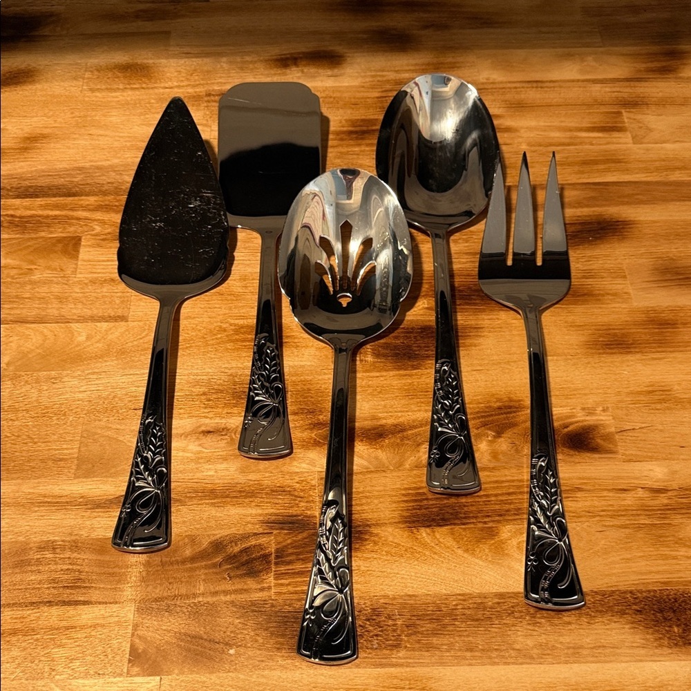 Lenox Holiday Oversized Hostess Serving Set of 5